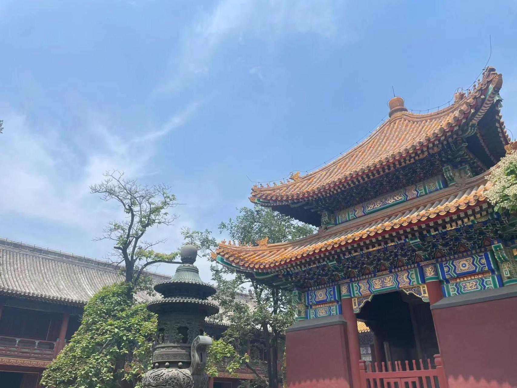 East Sacred Hotel ᴸᴱo---Foreign Accept---Tourism Service English-Speaking 丨 Near Tiananmen Forbidden City丨very Close To Metro Zhangzizhong And Beixinqiao 丨european Foot Ball English丨free Advance Tickets And Laundry Drying Service Coffee Snacks Peking Exteriör bild