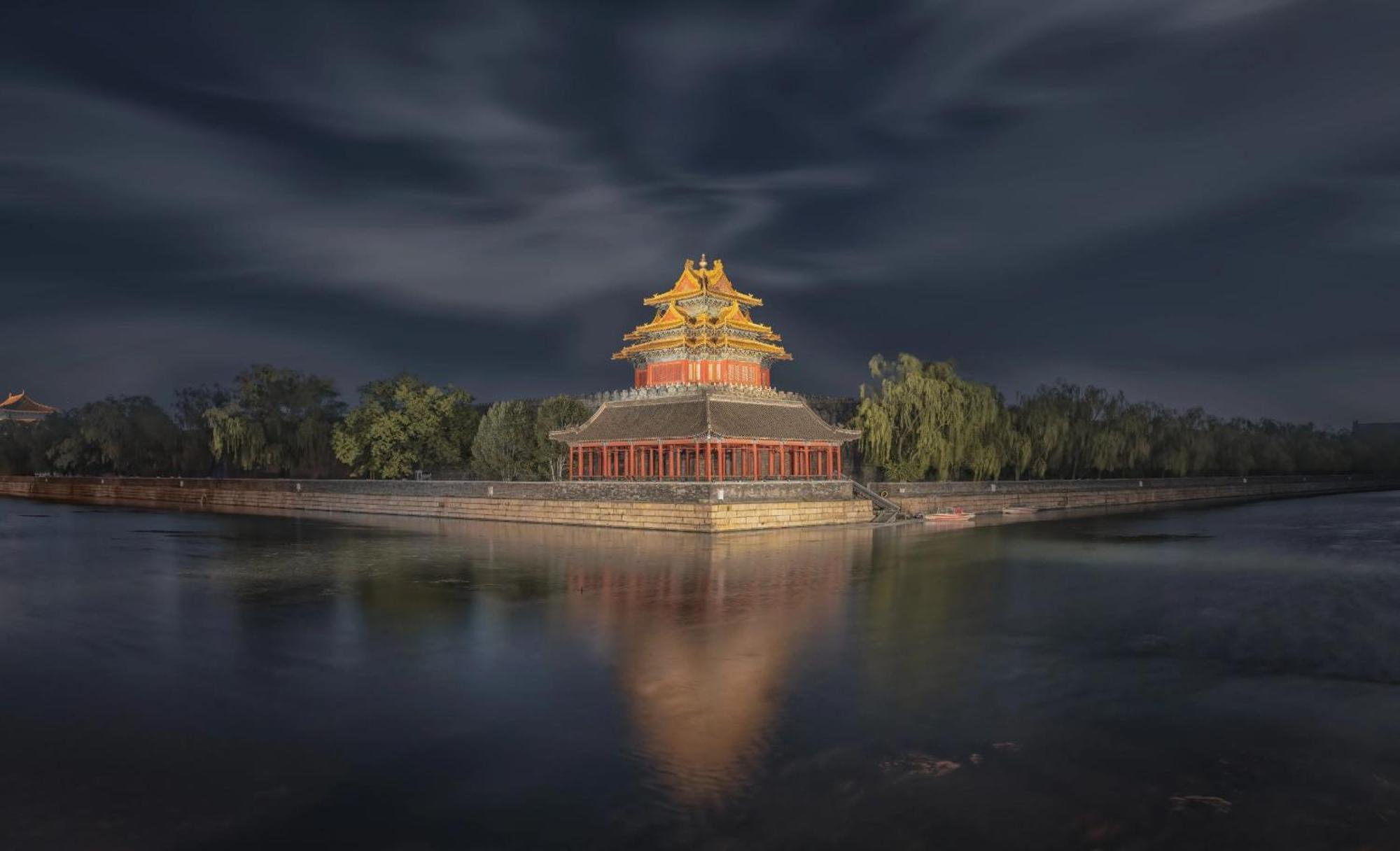 East Sacred Hotel ᴸᴱo---Foreign Accept---Tourism Service English-Speaking 丨 Near Tiananmen Forbidden City丨very Close To Metro Zhangzizhong And Beixinqiao 丨european Foot Ball English丨free Advance Tickets And Laundry Drying Service Coffee Snacks Peking Exteriör bild
