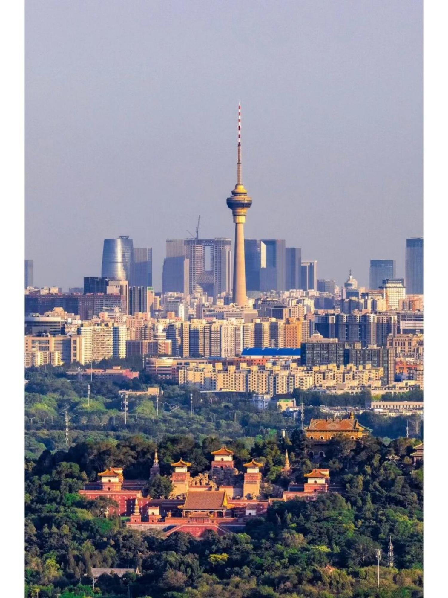 East Sacred Hotel ᴸᴱo---Foreign Accept---Tourism Service English-Speaking 丨 Near Tiananmen Forbidden City丨very Close To Metro Zhangzizhong And Beixinqiao 丨european Foot Ball English丨free Advance Tickets And Laundry Drying Service Coffee Snacks Peking Exteriör bild
